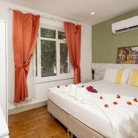 Lime Hotel