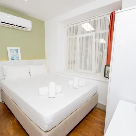 Lime Hotel 2*