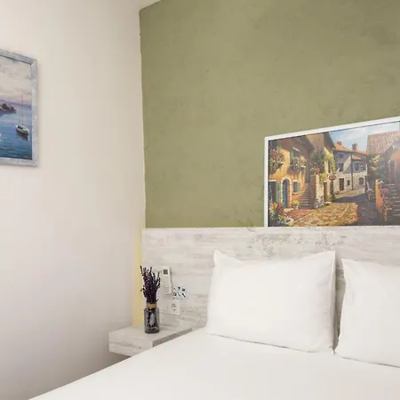 Hotel Lime