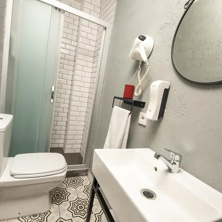 Lime Hotel 2*
