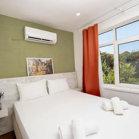 Lime Hotel